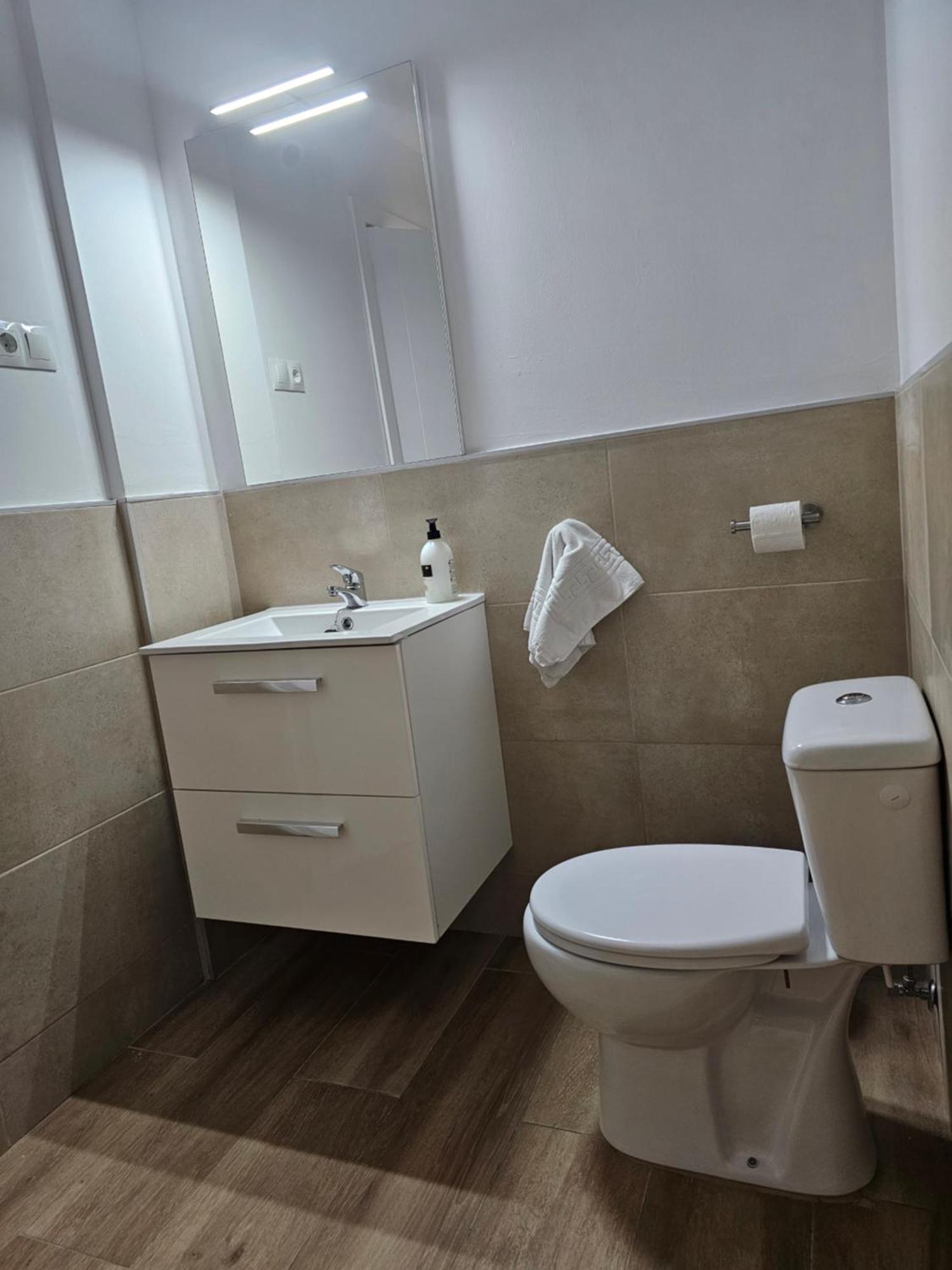 Planeta Cadiz Apartaments Exterior photo